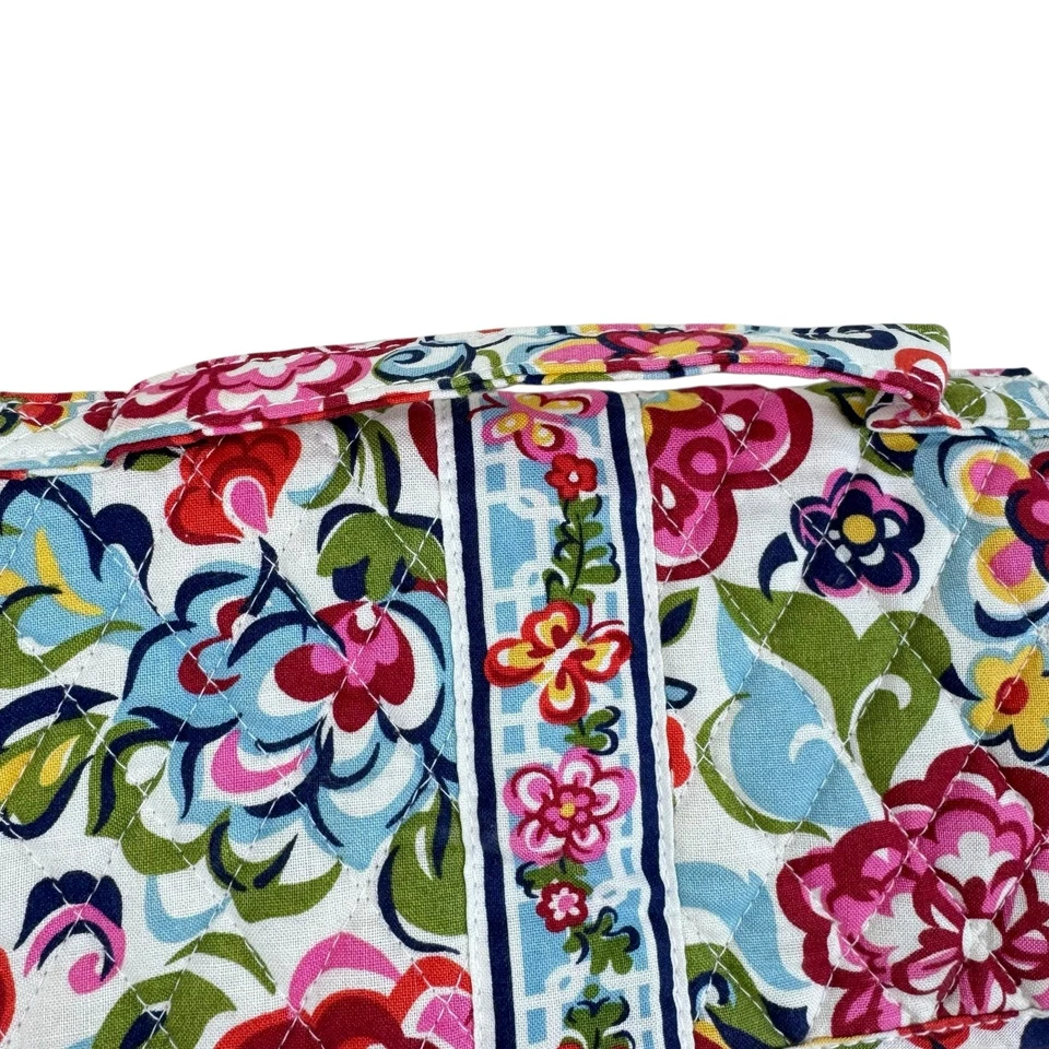 Vera Bradley Hope Garden Pattern Quilted Folding Hanging Travel Organizer - Image 2 of 4
