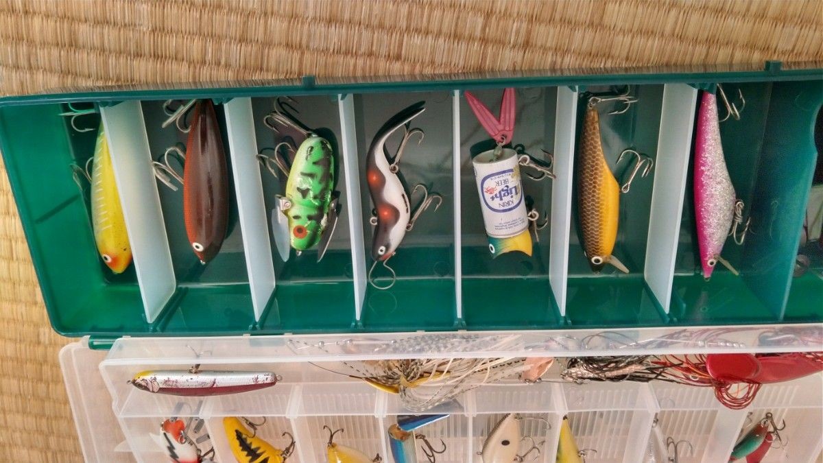 Old Lure Set Tackle Box Heddon Daiwa Cordell Lures, Arbogast Strike King, Rare - Image 2