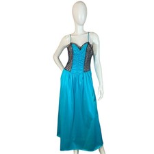 1970s Vintage Undercover Wear Blue Lace Maxi Nightgown   Nylon Slip Dress