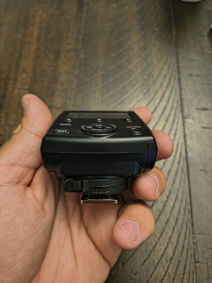 *Mint* OLYMPUS FC-WR Wireless Radio Flash Commander for FL700-WR Flash  - Image 4 of 4