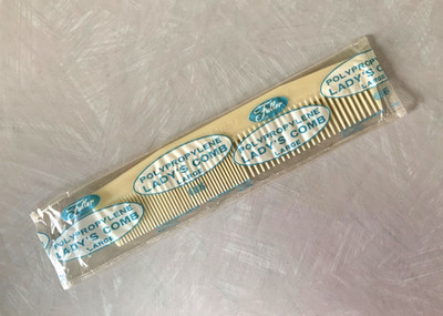 NEW Mid Century FULLER BRUSH Large Hair Comb #686 Hair Pick Mint Sealed Pkg