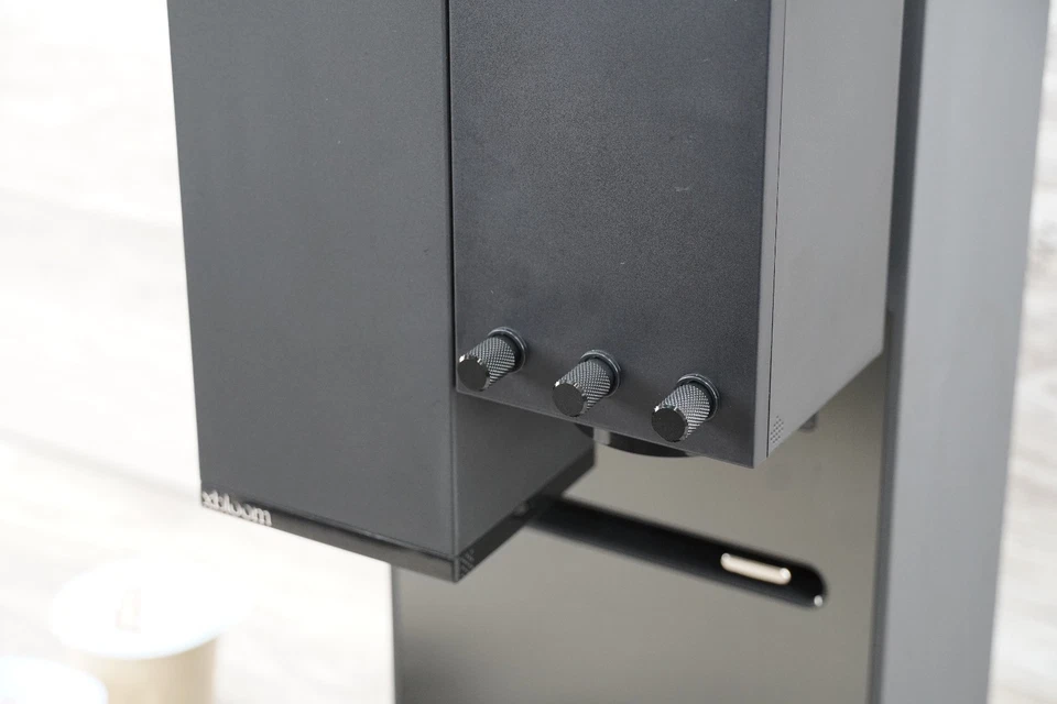 xBloom Studio Cafetera Automática con Molinillo Incorporado, Negro Medianoche Foto 4 de 4