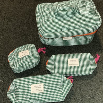 4pc Today s Mood Green Plaid Cosmetic Bags Feel The Warm Collection . Quilted .