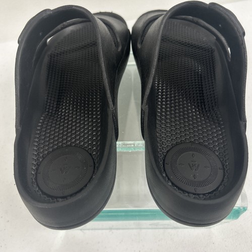 Totes Everywear Size 9 Strap Buckle Sliders Womens Sandals Black NEW - Picture 4 of 13