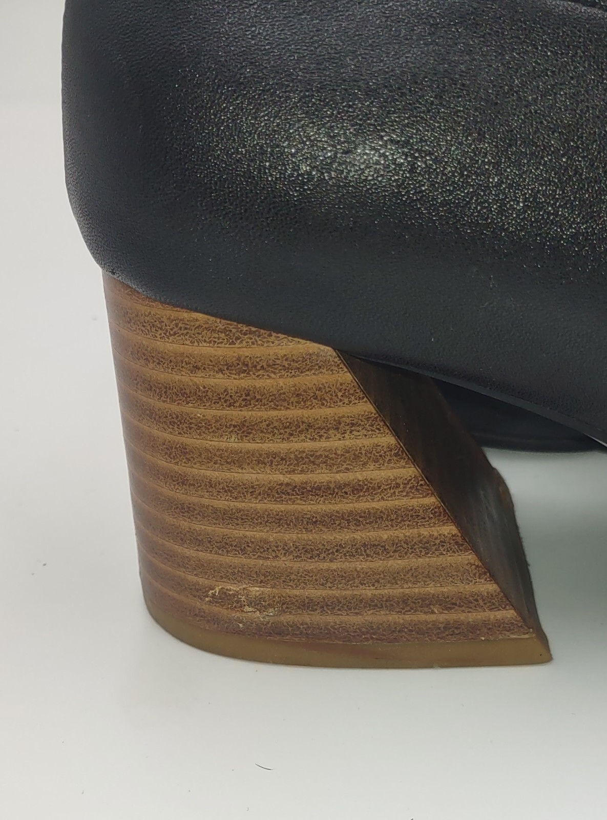 D'ANE-Leather Pump - image 9