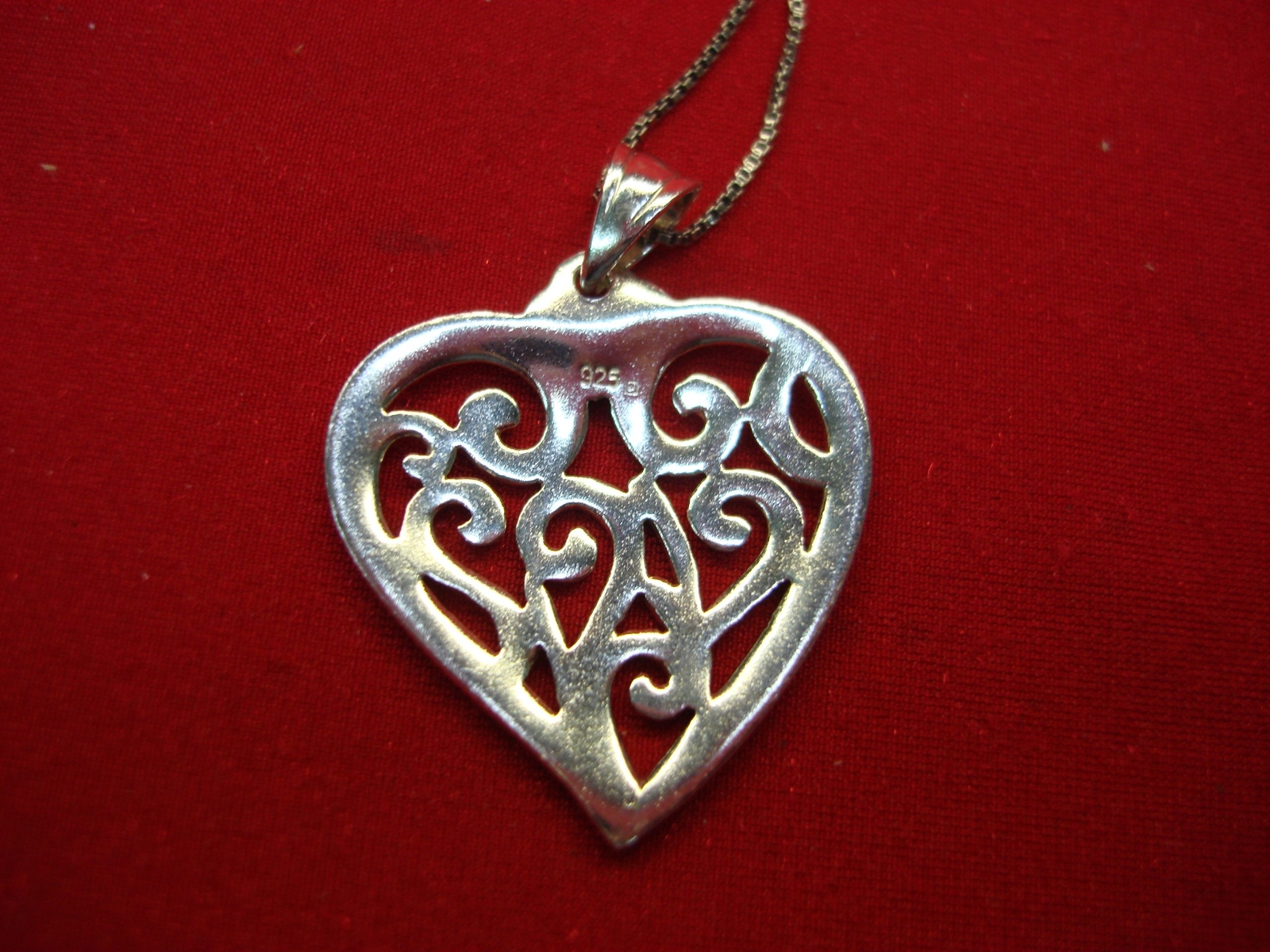 SOLID STERLING SILVER HEART PENDANDT WITH CHAIN -… - image 8