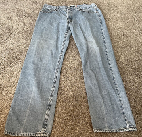 Vintage Levi’s 505 Regular Fit Denim Jeans for Me… - image 1