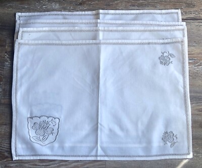 4 Vintage Off White Linen Lace Doily Edge Silverware Pocket -Rectangle Placemats