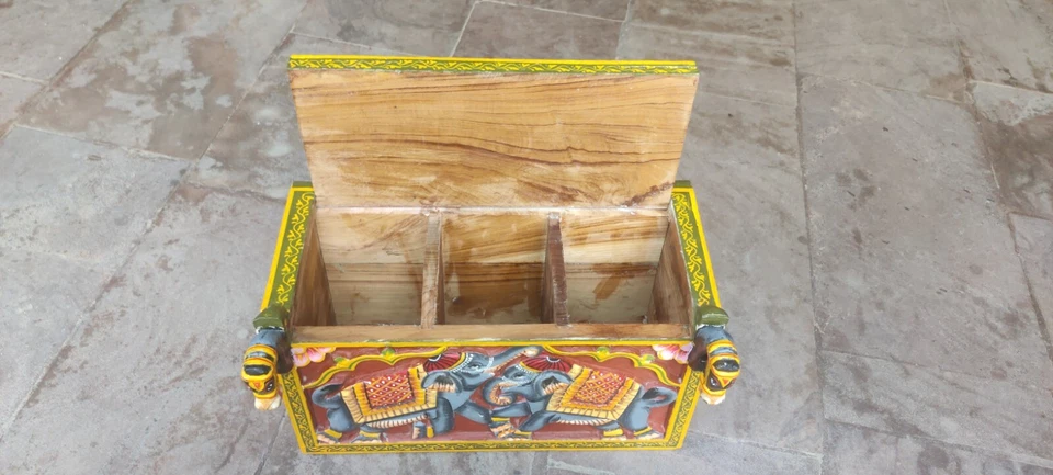 Vintage wooden box / Wooden chest box / Wooden box painted / Storage box - Image 3 of 4