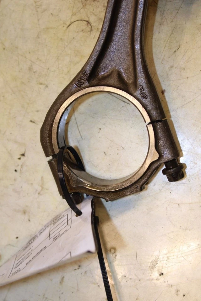 BMW 750Li xDrive 2010-12 motor 4,4 L pistón izquierdo 1 con biela 11257613626 Foto 3 de 4