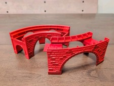 Imaginarium Thomas Train Railway Red Brick Curved Viaduct Bridge Lot 2 Toys R Us