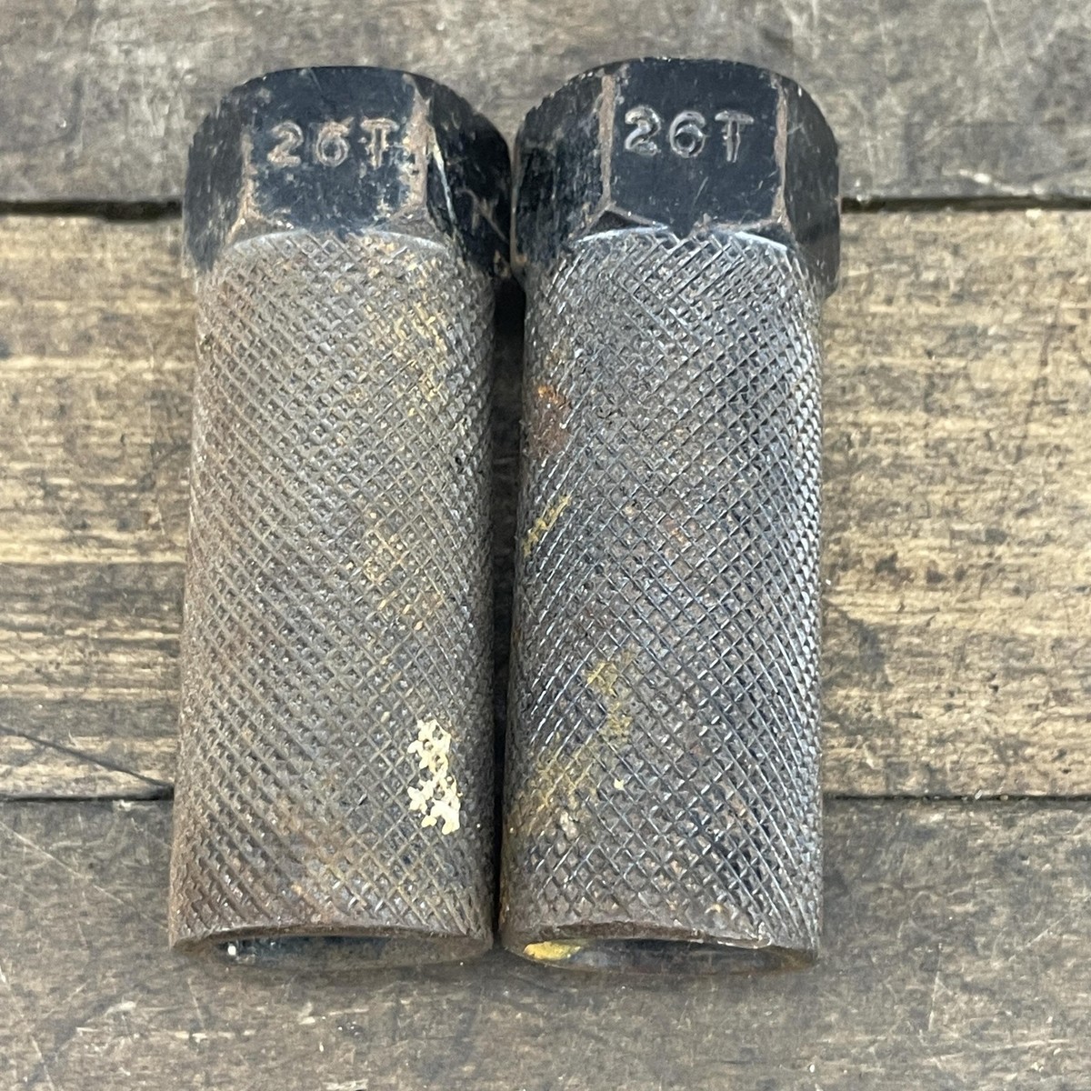 GT BMX Threaded Axle Pegs Pair 3/8in 26T Knurled 80s 90s Old