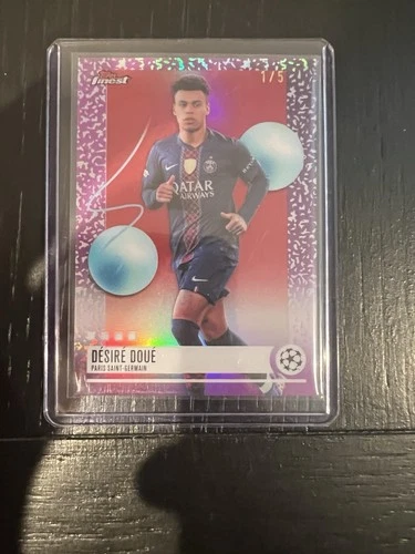 Topps Finest UEFA Club  Competitions 2025/26 desire doue 1/5