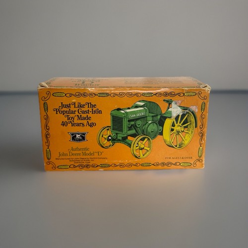 Rare John Deere Model D Die-cast Tractor 1/16 Scale In Original Box Made In USA - Picture 2 of 8