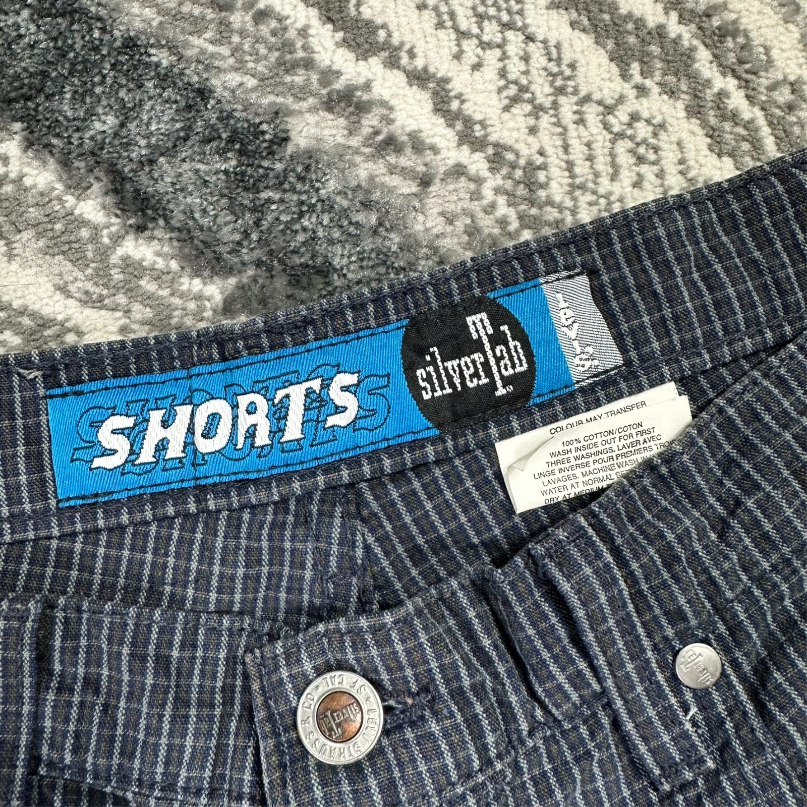 VTG Levi's 2000's Y2K SilverTab Navy Blue Check W31 Grid Baggy Fit Jorts Shorts image 3