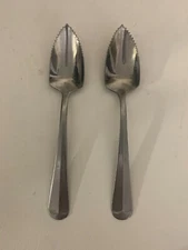 Set of 2 HOAN Stainless Grapefruit Spoons Serrated made in Indonesia