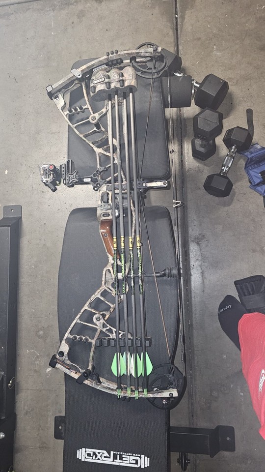 hoyt compound bow left handed eBay