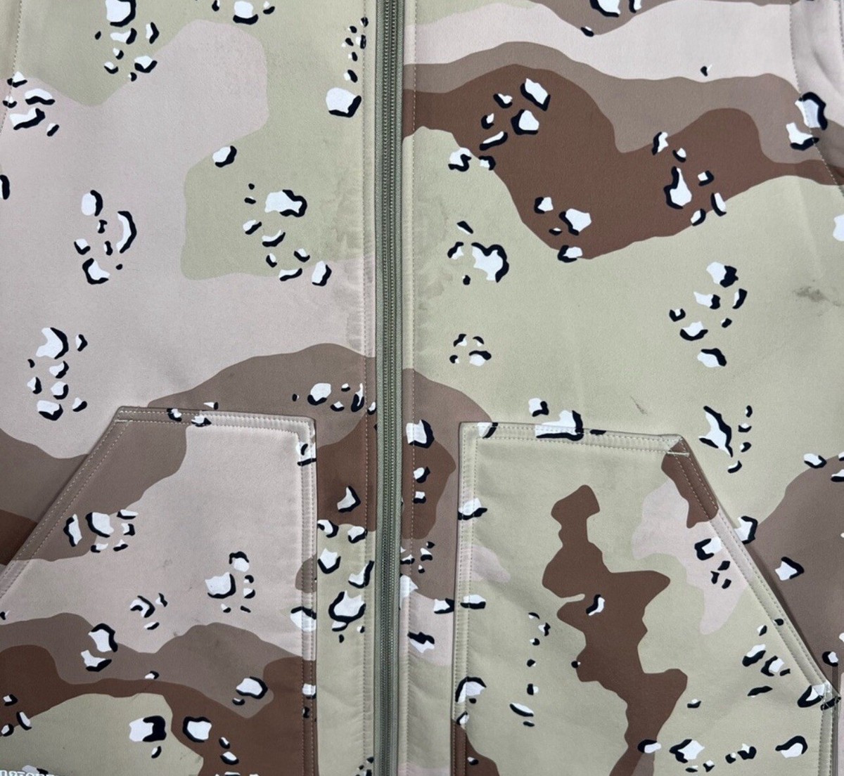 SUPREME WINDSTOPPER WORK VEST XL CHOCOLATE CHIP CAMO FW22 | eBay