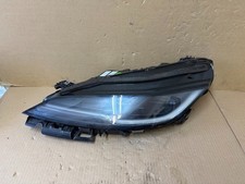 24-27 Tesla Model 3 Left Side Front Headlight 1694086-00-g Broken Tabbracket 24-27 Tesla Model 3 Left Side Front Headlight 1694086-00-g Broken Tabbracket