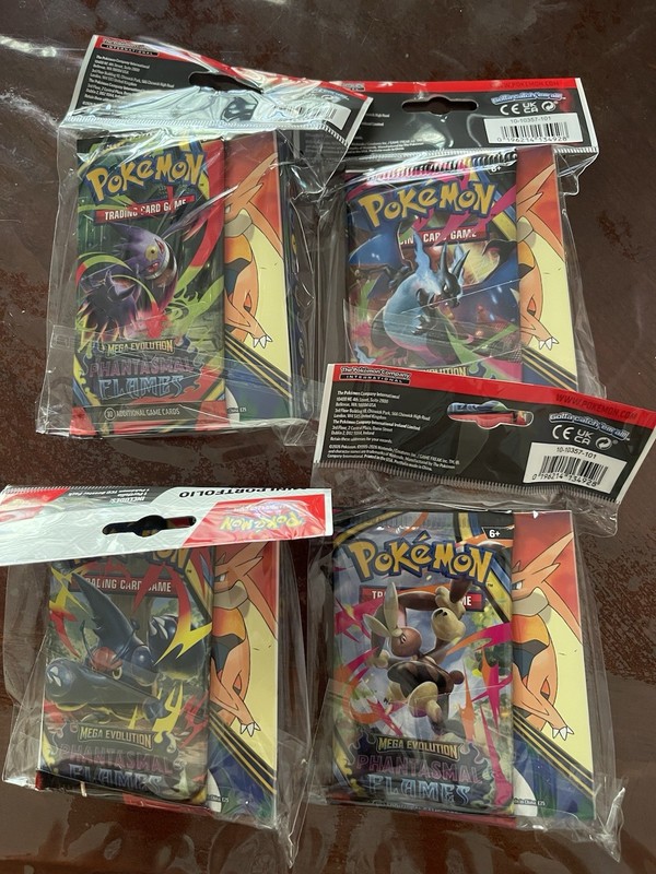 Pokemon Phantasmal Flames Mini Portfolio Binder & Booster Lot of 4  Sealed TCG
