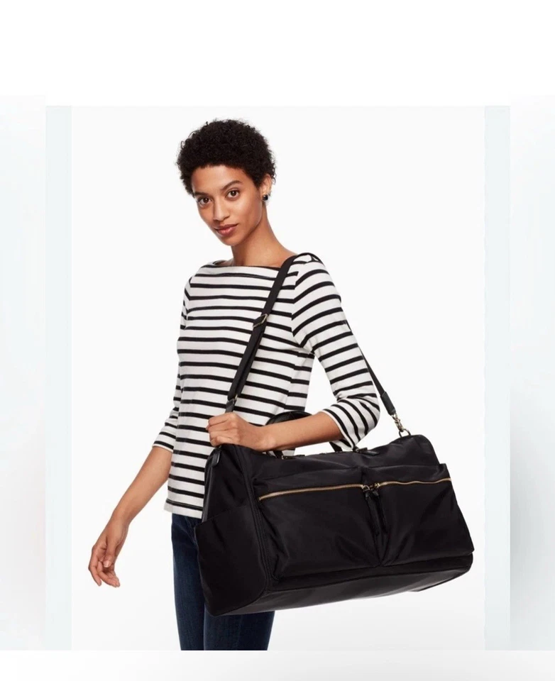 Kate Spade Wilson Road Carmella Negro Nylon X-Large Fin de semana Foto 2 de 4