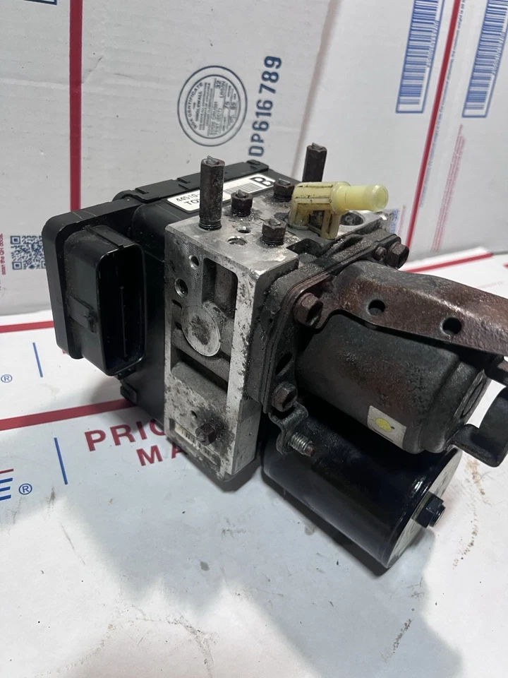 Toyota Prius 2004-09 híbrido antibloqueo freno abs bomba 44510-47050 Foto 2 de 4