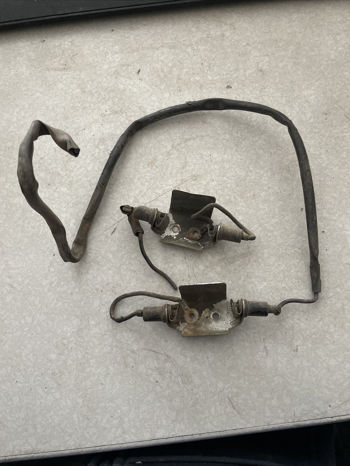 Ferrari 250 GTE Under Hood/trunk Light Receptacles