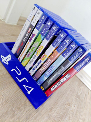 PS4/5 Sammlungsauflösung - 10 Spiele inkl. Aufsteller (u.a. GTA 5, RDR 2, Spyro)