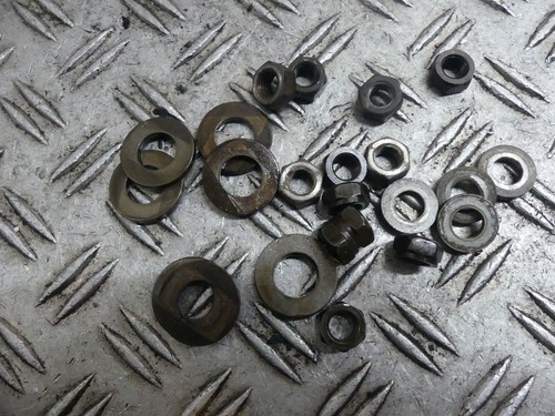 BMW R80G/S,R80GS,R100GS EZ:93 Zylinderkopfschrauben Kipphebelscheiben 71248