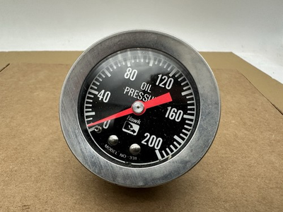 #ad Vintage HAWK Oil Pressure Gauge 0 200 PSI Model 331 Untested $19.95