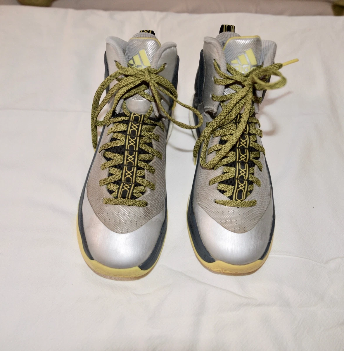 Zapatillas baloncesto derrick clearance rose