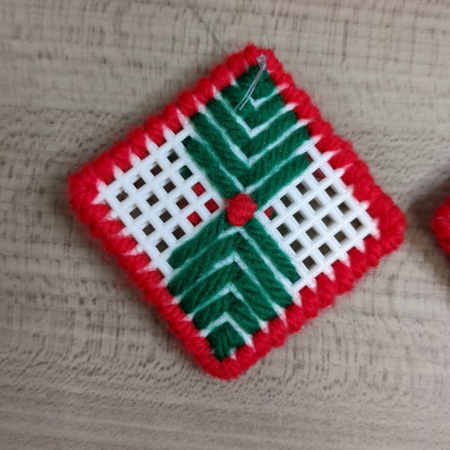 Vintage Handmade Christmas Ornaments Set Of 5 - Picture 4 of 6
