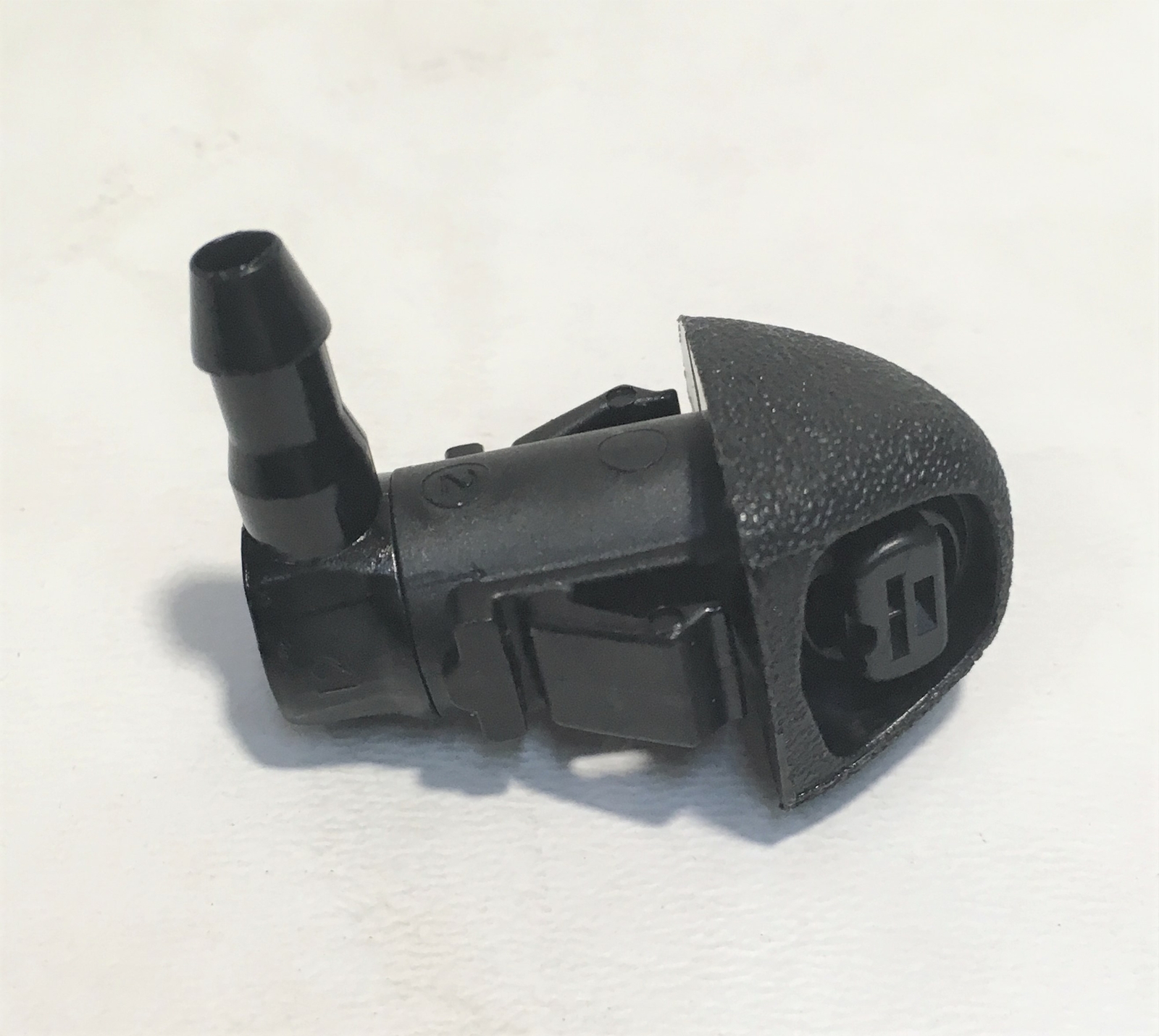 20132019 CADILLAC XTS WINDSHIELD WASHER FLUID SPRAYER NEW GM