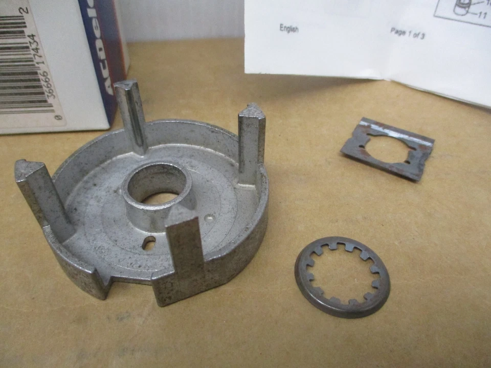 GM D1987A Distributor Pickup Coil Housing - Image 4 of 4