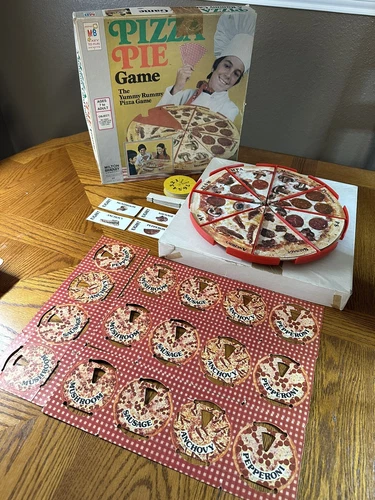Vintage 1974 PIZZA PIE GAME 100% Complete Yummy Rummy Card Game Milton Bradley