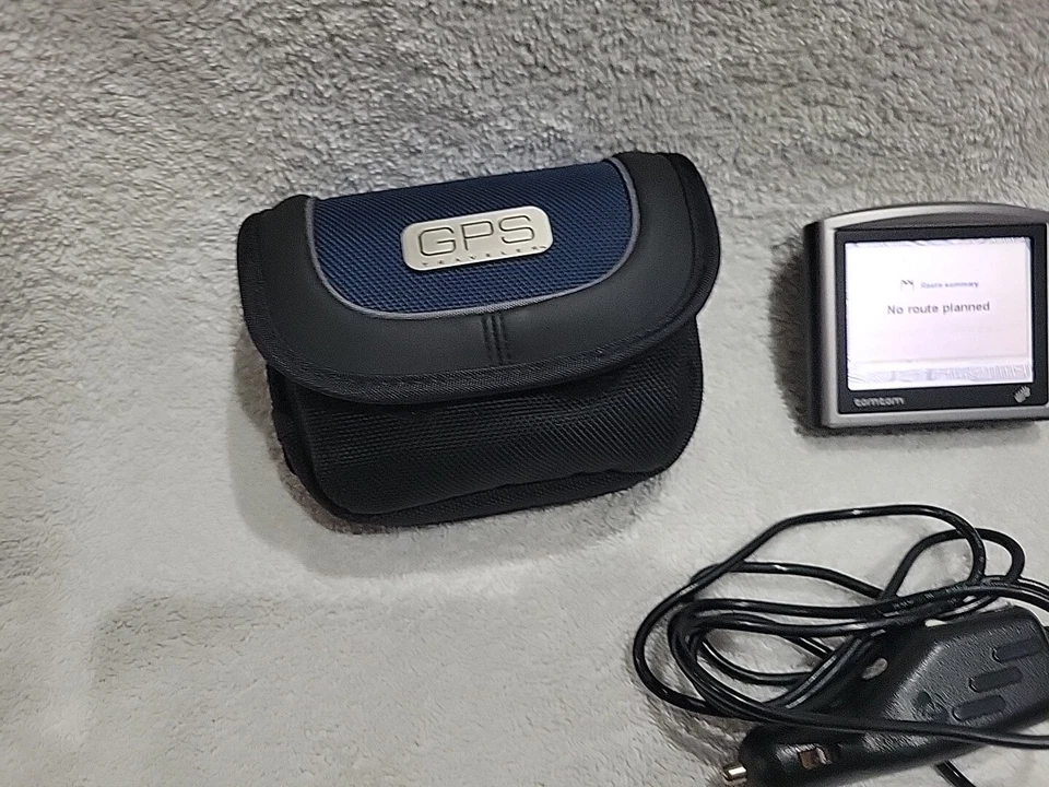 2023 USA Maps Update TOMTOM One 4N00.005 Portable GPS Navigation 3.5” - Image 2 of 4