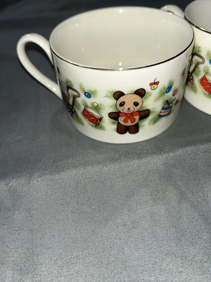 MARINE FOUNDATION Toys For Tots Tea Cups W/ Gold Trim Lot of 4 Christmas Theme - Image 2 of 4