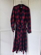 Pendleton Men s Robe Size L Red Blue Plaid 100 Virgin Wool Bathrobe Belted