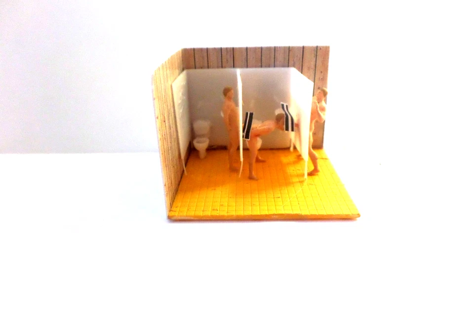 1:87 sexy Diorama-Männer auf dem WC (1360)