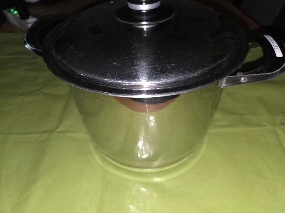 AMC Topf  Classic Serie 2 Sterne Kochtopf  - 24 cm 8 Liter- - Bild 1 von 4