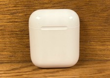 Apple AirPods 1st Generation Wireless Earbuds w Charging Case Tested Working