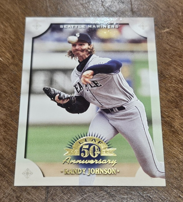 1998 Leaf  #30 Randy Johnson 