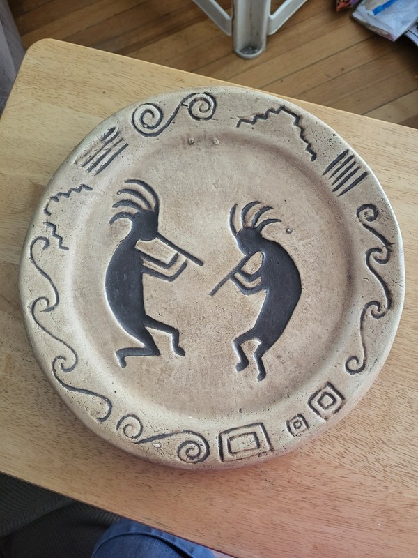 NATIVE AMERICAN CULTURAL ART PIECE FLUTE PLAYERS KOKOPELLI PLATE 12"
