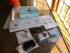 Canon PowerShot SD890 IS 10MP Compact Digital Camera w/Battery, Charger, Case SD