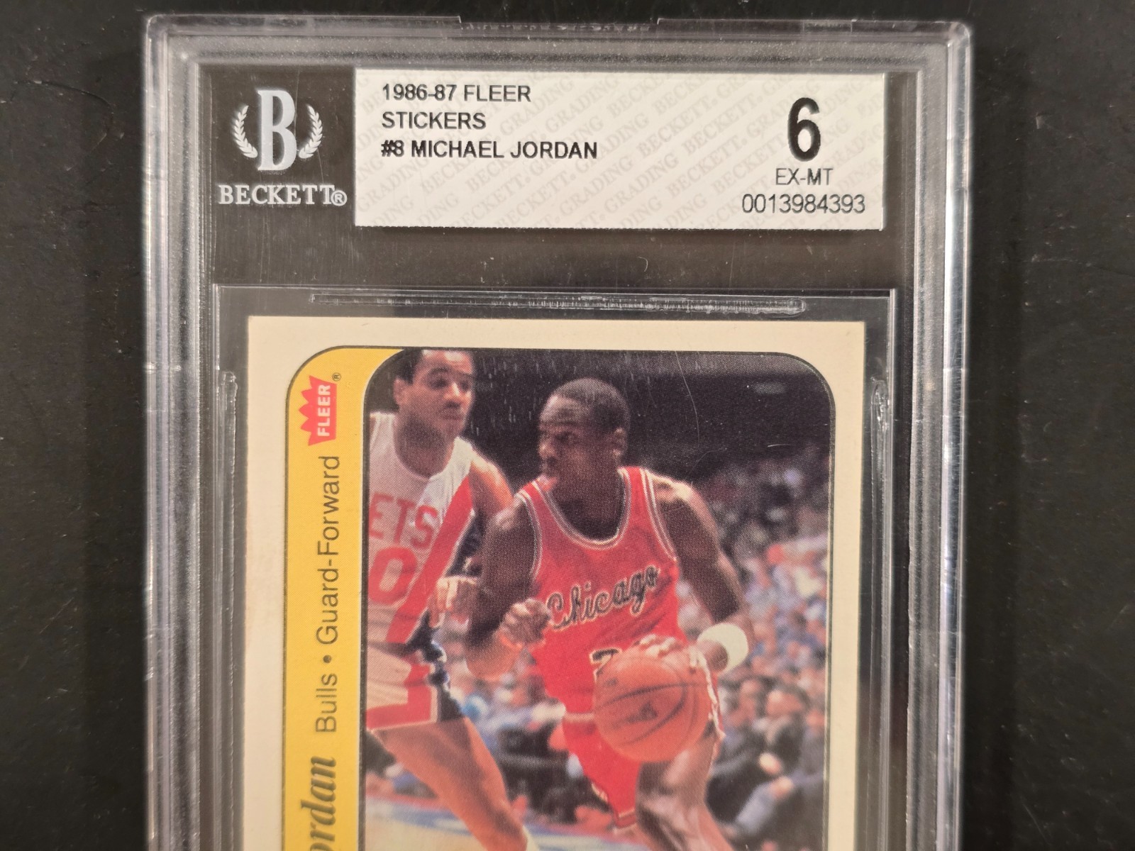 🔥 1986 FLEER MICHAEL JORDAN #8 STICKER ROOKIE RC CARD EX MINT BGS 6 🔥 view 2