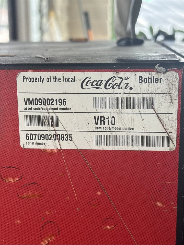 Refrigerador Coca-Cola funciona muy bien ligero por dentro funciona. Tiene todas las cajas Foto 4 de 4