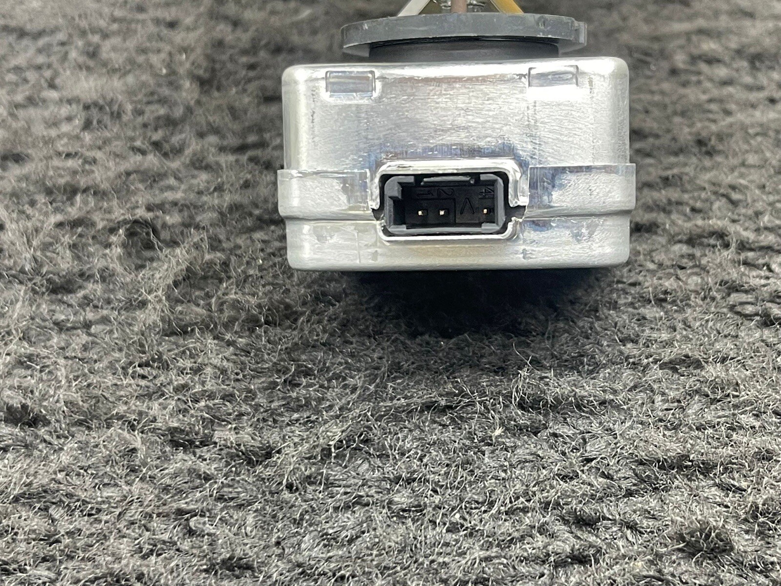 2015 MASERATI GRANTURISMO XENON HEADLIGHT LIGHT BULB