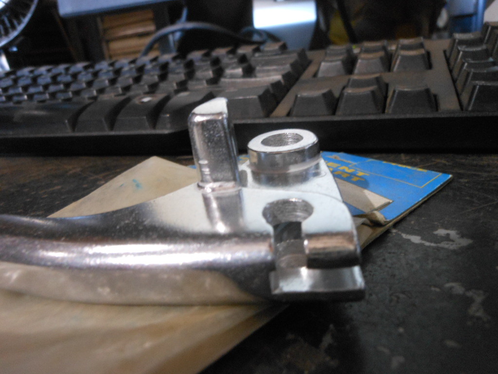 NOS Emgo Clutch Lever Fits: Kawasaki 00-02 ZX600 00-03 ZX900 30