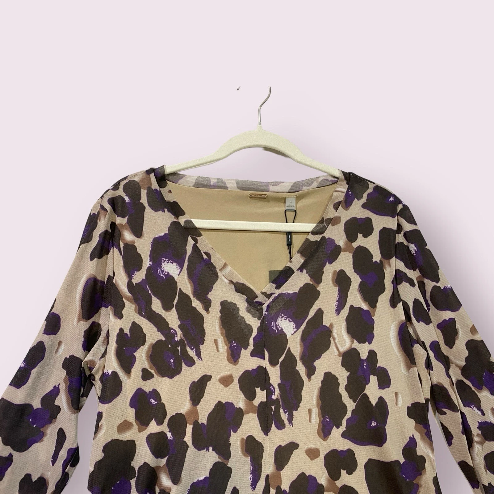 VETEMENTS Abito midi donna Tahari taglia 14 orlo asimmetrico stampato maglia sovrapposizione scollo V nuovo con etichetta