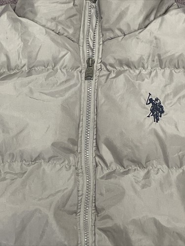 US Polo Assn. Puffer Vest Men's Zip Up Front Pockets~Tan~Size Large - Picture 3 of 8